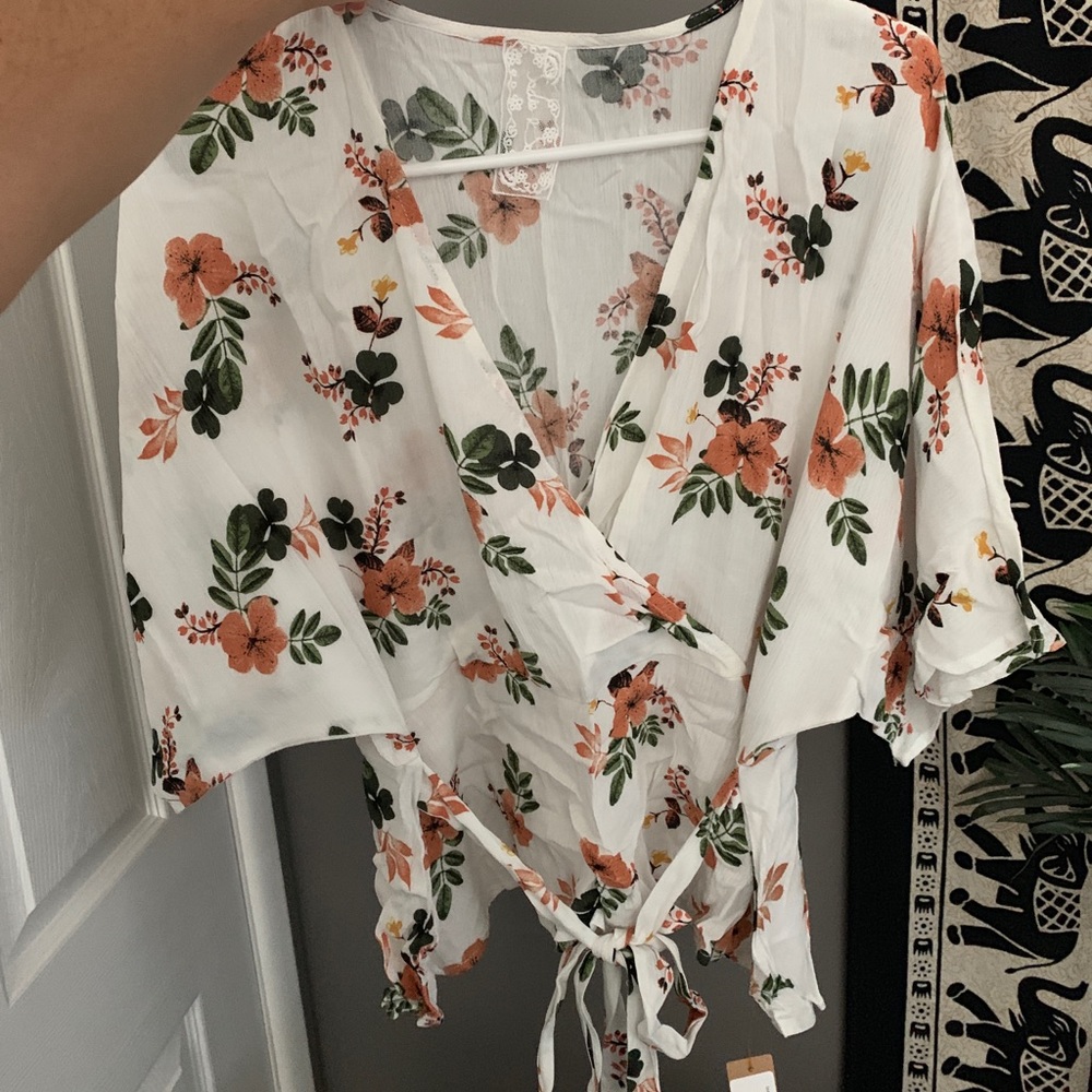 Floral top